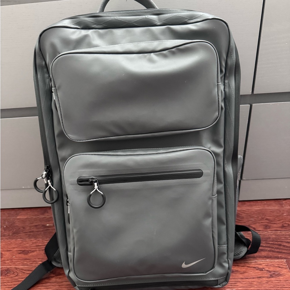 Nike storm-fit adv utility speed backpack